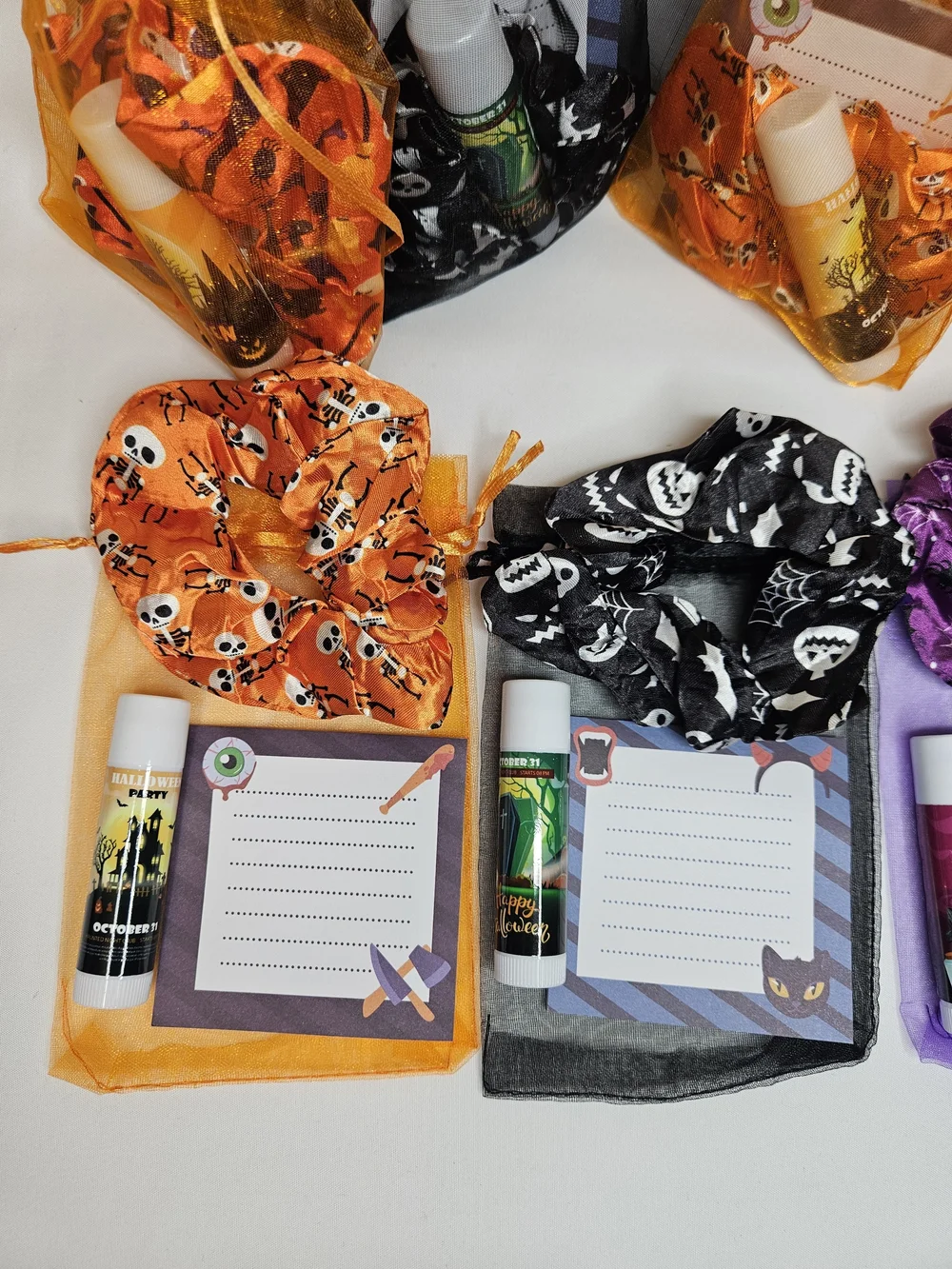 Set of 4 Halloween Gift Bags | Scrunchie, Lip Balm & Sticky Notes NEW